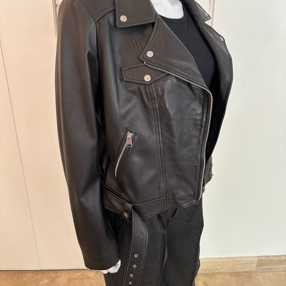 Leather Motorcycle Jacket by Artist CHELSEA  LEIFKEN / "UNCONDITIONAL LOVE” - Picture 5 of 8